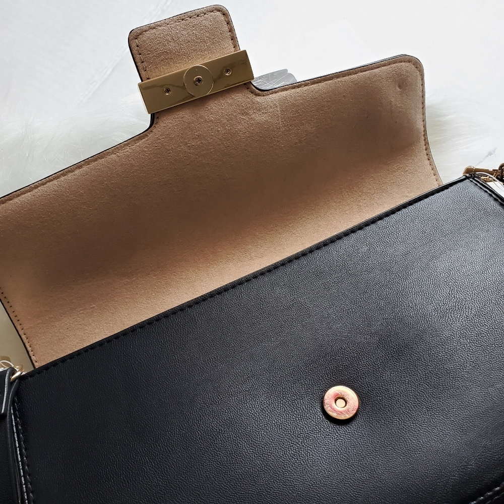 Purse - Picture 5 of 7
